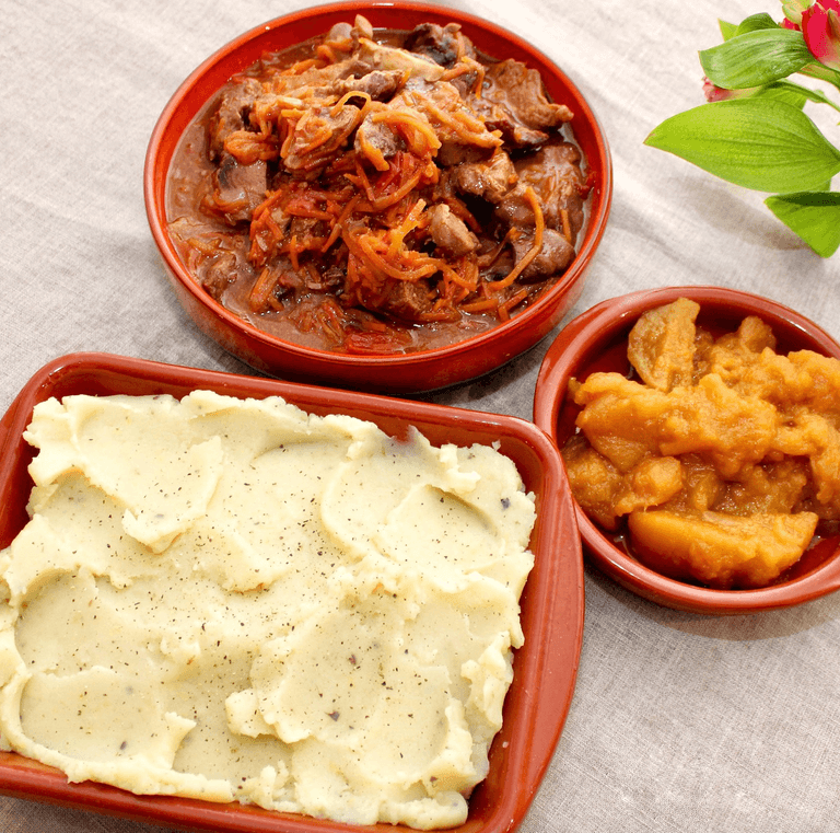 Rundvlees Bordelaise, aardappelpuree & mangosaus