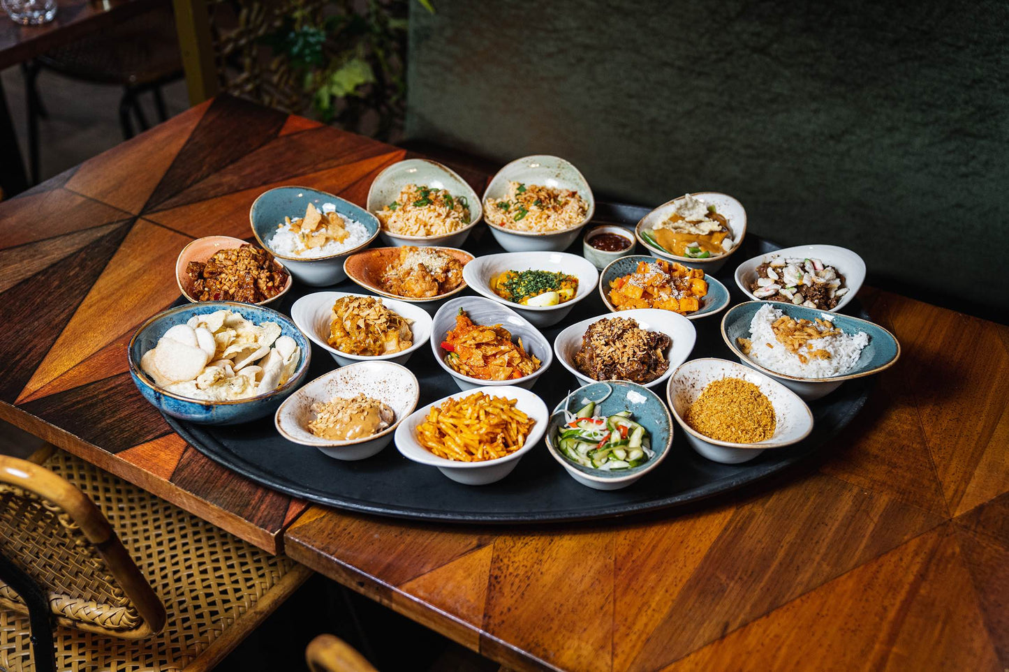Ron Gastrobar - Rijsttafel / 4 personen